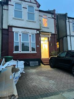2 bedroom detached house to rent - Sunny Gardens Road, London