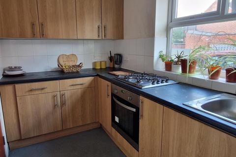 7 bedroom house share to rent, 230 Balby Road, Doncaster