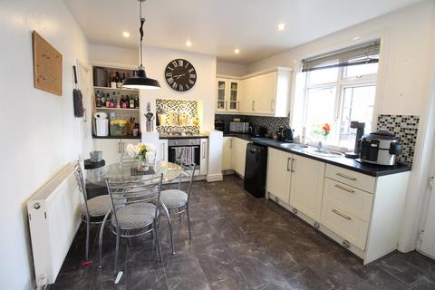19 Arncliffe Road, Keighley, BD22 6AR