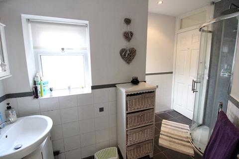 19 Arncliffe Road, Keighley, BD22 6AR