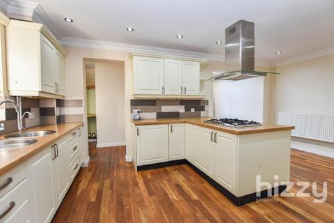 10 Elm Lane, Capel St Mary, Ipswich, IP9 2HS