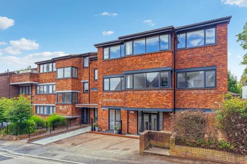 2 bedroom apartment for sale, Vaughan Road, Harpenden, AL5