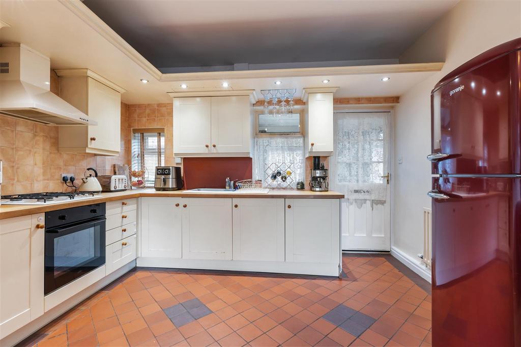 Modern fitted kitchen