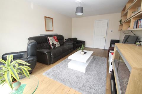 2 bedroom flat for sale, Pier Road, Littlehampton