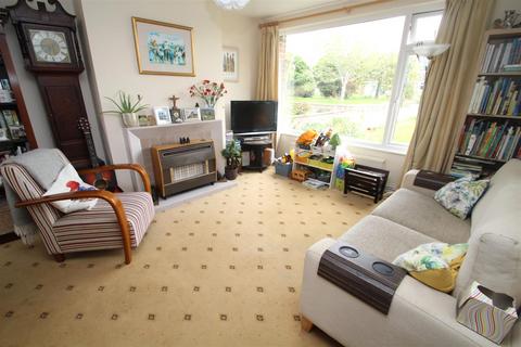 3 bedroom end of terrace house for sale, Norfolk Gardens, Littlehampton, West Sussex