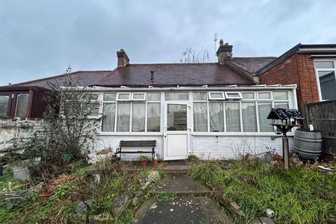 43 Cherrydown Close, London, E4 8DY