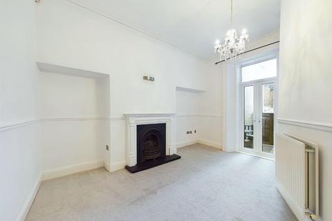 2 bedroom ground floor flat for sale - Linskill Terrace, Tynemouth, North Shields