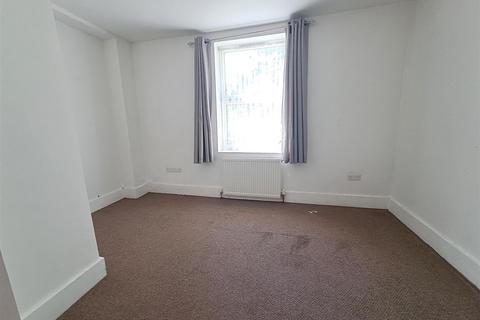 1 bedroom flat for sale, Arundel Road, Littlehampton, West Sussex