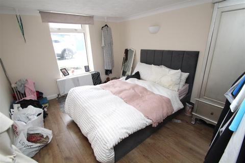 1 bedroom flat for sale, St. Catherines Road, Littlehampton