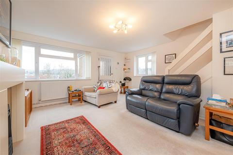 3 bedroom semi-detached house for sale, Deangarden Rise, High Wycombe HP11
