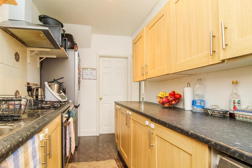 Normanton View, Normanton WF6 3 bed semidetached house for sale £170,000