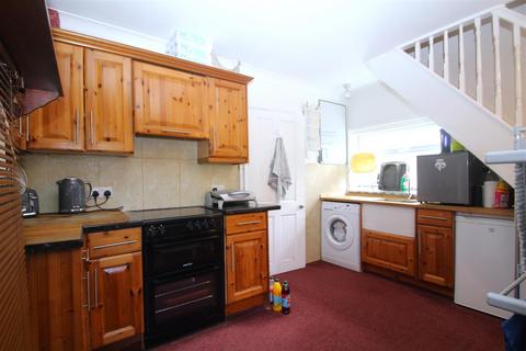 2 bedroom end of terrace house for sale, East Street, Littlehampton