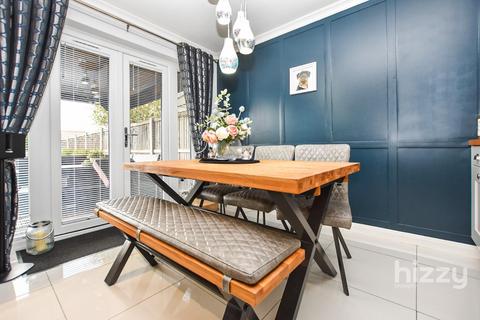 3 Chapel Close, Capel St Mary, Ipswich, IP9 2ES