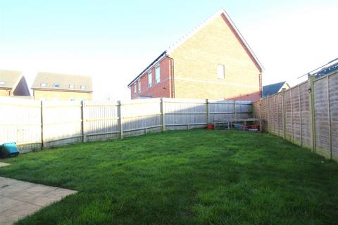 78 Benjamin Gray Drive, Littlehampton, BN17 7FA