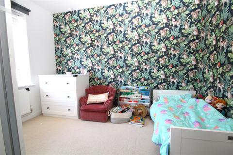 78 Benjamin Gray Drive, Littlehampton, BN17 7FA