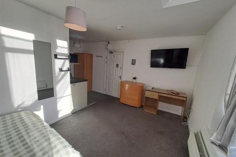 1 bedroom flat to rent, 27-29 Waterloo Road, Blyth NE24
