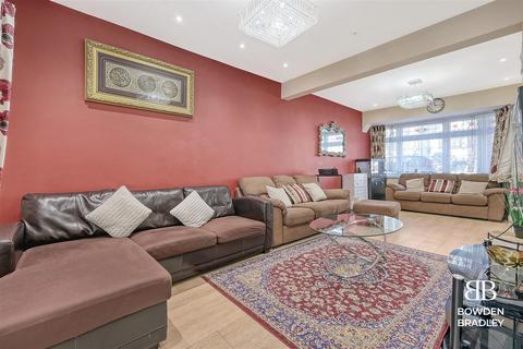 4 bedroom end of terrace house for sale, Roding Lane North, Woodford Green