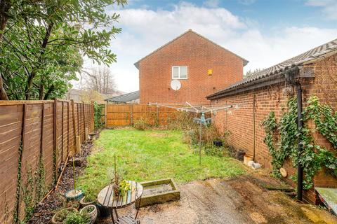 3 bedroom semi-detached house for sale, Gillfield Close, High Wycombe HP11
