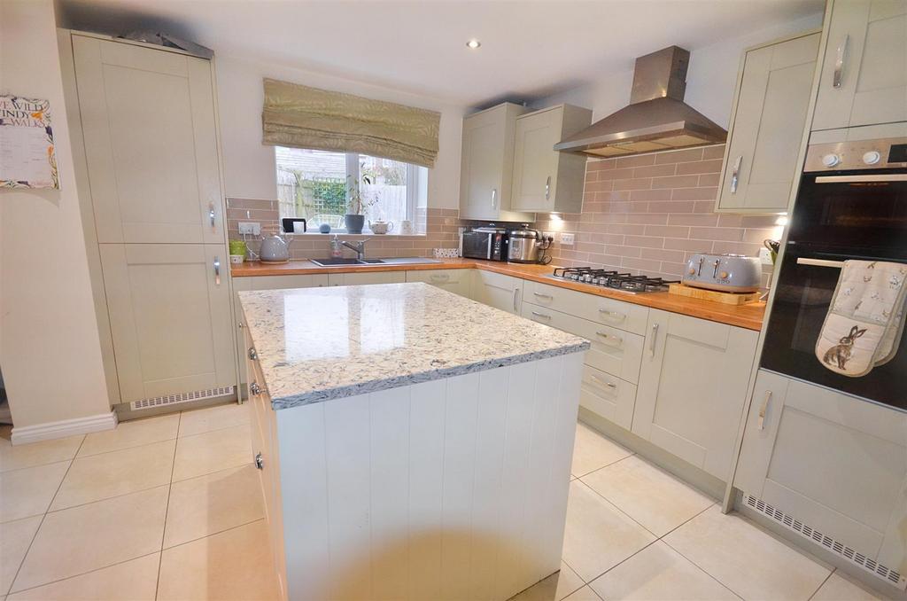 Open Plan Dining Kitchen