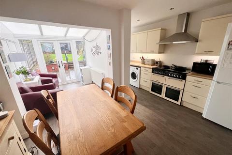 3 bedroom semi-detached house for sale - Blythsford Road, Hall Green, Birmingham