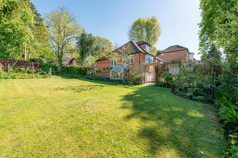 4 bedroom detached house for sale, Lucas Road, High Wycombe HP13