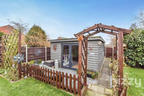 18 Castle Rise, Hadleigh, Ipswich, IP7 6JL
