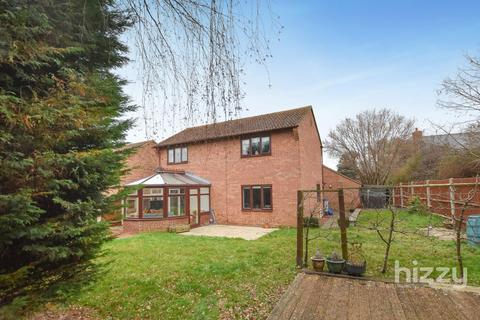 2 Freeman Close, Hadleigh, Ipswich, IP7 6HH