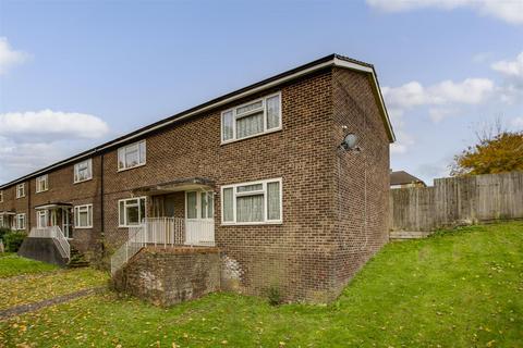 2 bedroom semi-detached house to rent, Linchfield, High Wycombe HP13