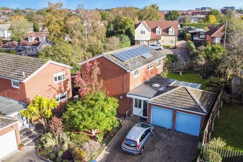 9 Fullers Close, Hadleigh, Ipswich, IP7 5AS
