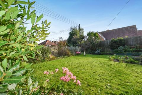 9 Fullers Close, Hadleigh, Ipswich, IP7 5AS