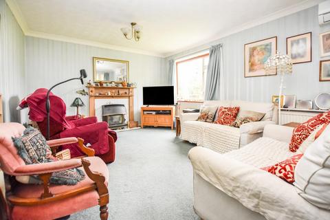 9 Fullers Close, Hadleigh, Ipswich, IP7 5AS