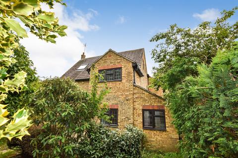 8 Barncroft Close, Highwoods, Colchester, CO4 9SF