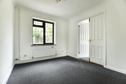 8 Barncroft Close, Highwoods, Colchester, CO4 9SF