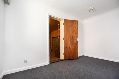 8 Barncroft Close, Highwoods, Colchester, CO4 9SF