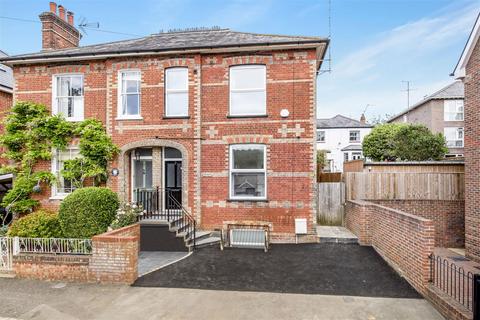 9 bedroom semi-detached house for sale, Stuart Road, High Wycombe HP13