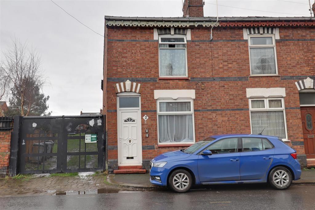 Alton Street, Crewe 3 bed end of terrace house £120,000
