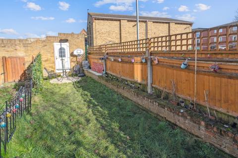 10 Wylands Road, Slough, SL3 8JT