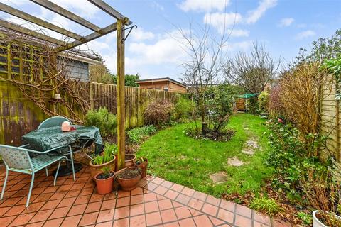 26 Downview Road, Yapton, Arundel, BN18 0HJ