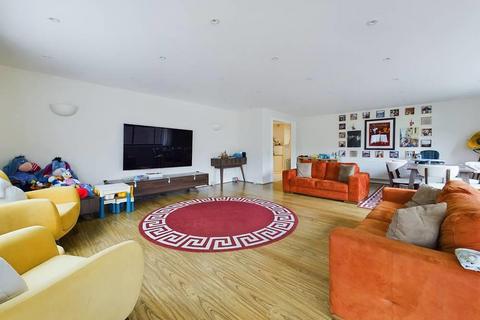 3 bedroom house to rent - Queens Terrace, London