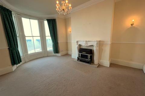 2 bedroom flat for sale - Blenheim Terrace, Scarborough