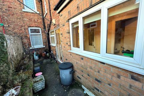 3 bedroom terraced house for sale, Livingstone Road, Scarborough