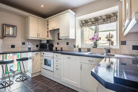 168a Baslow Road, Sheffield, S17 4DR