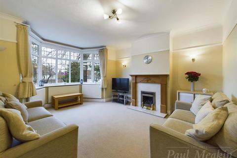 92 Littleheath Road, South Croydon, CR2 7SD