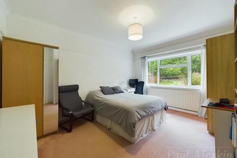 92 Littleheath Road, South Croydon, CR2 7SD
