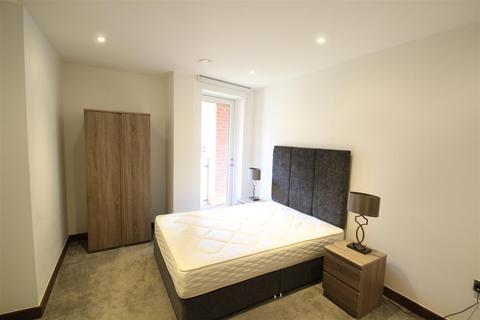 2 bedroom flat to rent, Beaufort Court, Maygrove Road, London NW6