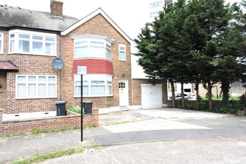 3 bedroom end of terrace house for sale, Exeter Road, Enfield, EN3