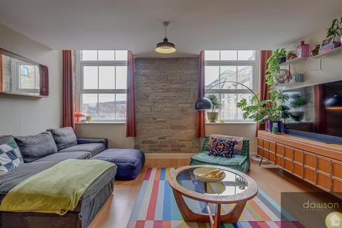 2 bedroom apartment for sale - Westbury Street, Elland