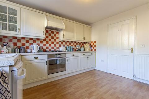 3 bedroom terraced house for sale, Wain Avenue, Chesterfield