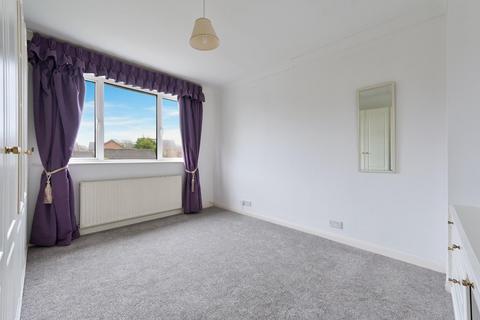 2 Wolsey Close, Worcester Park, KT4 7EF