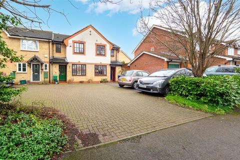 14 Knockholt Close, Sutton, SM2 6ED